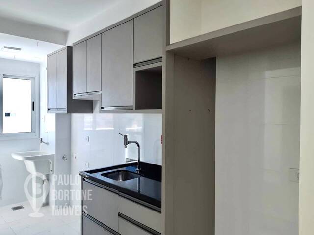 #150 - Apartamento para Venda em Londrina - PR - 2