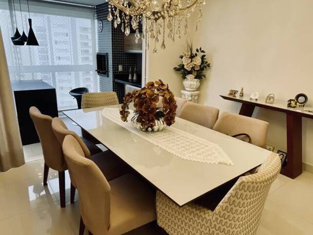 #166 - Apartamento para Venda em Londrina - PR - 2
