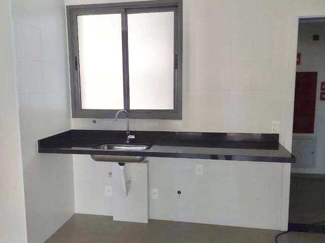 #173 - Apartamento para Venda em Londrina - PR - 2