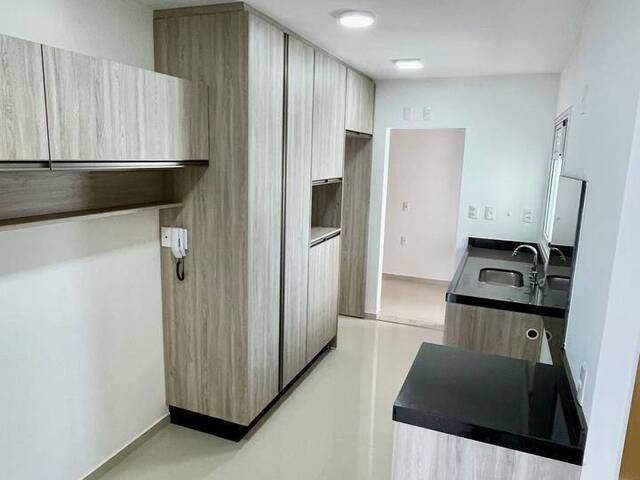 Apartamento para Venda em Londrina - 5