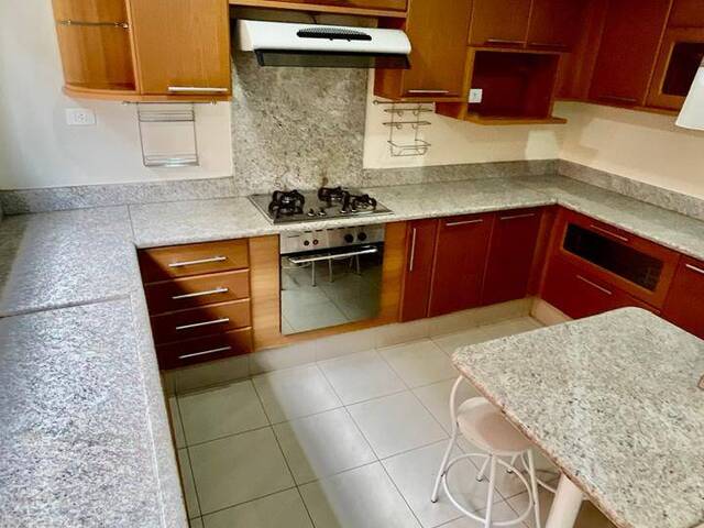 #185 - Casa para Venda em Londrina - PR - 1