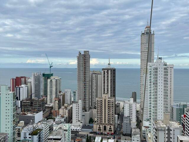 #194 - Apartamento para Venda em Balneário Camboriú - SC