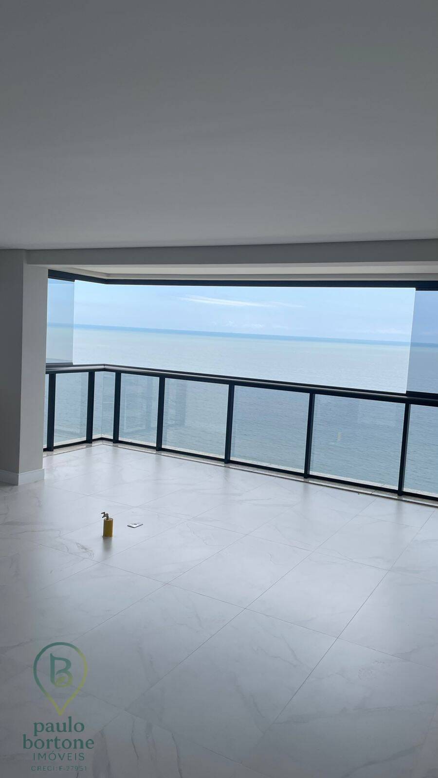 Apartamento Alto Padrão - Balneário Piçarras